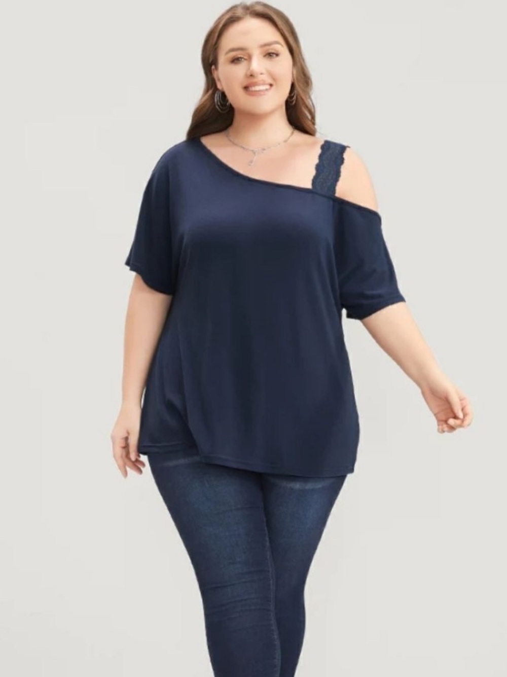 BloomChic Navy One-Shoulder Lace Strap Short Sleeve Top size 1X (14-16)